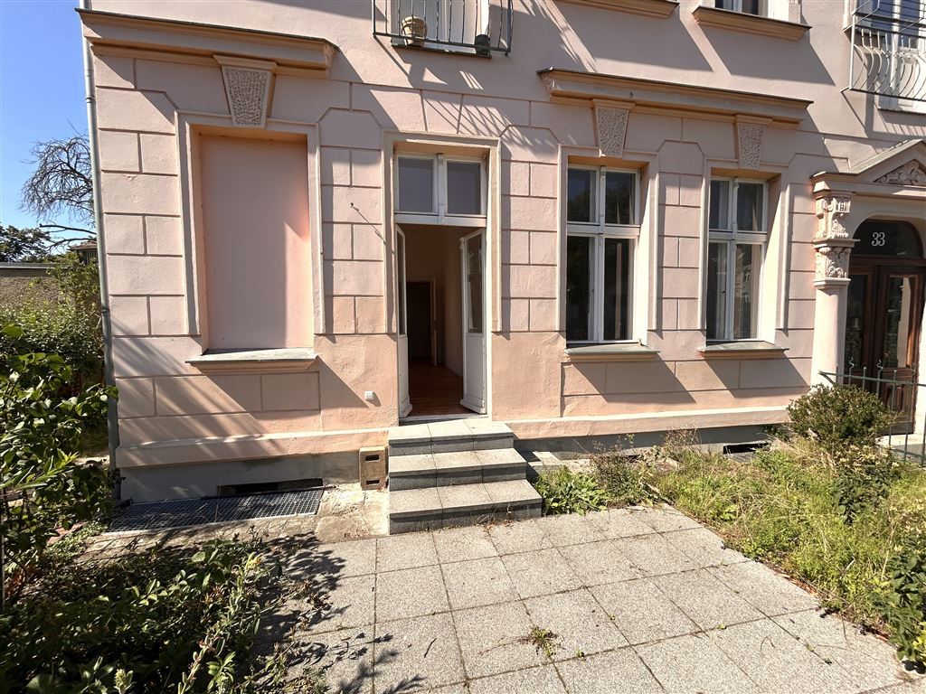 Eigener Garten nach vorne
