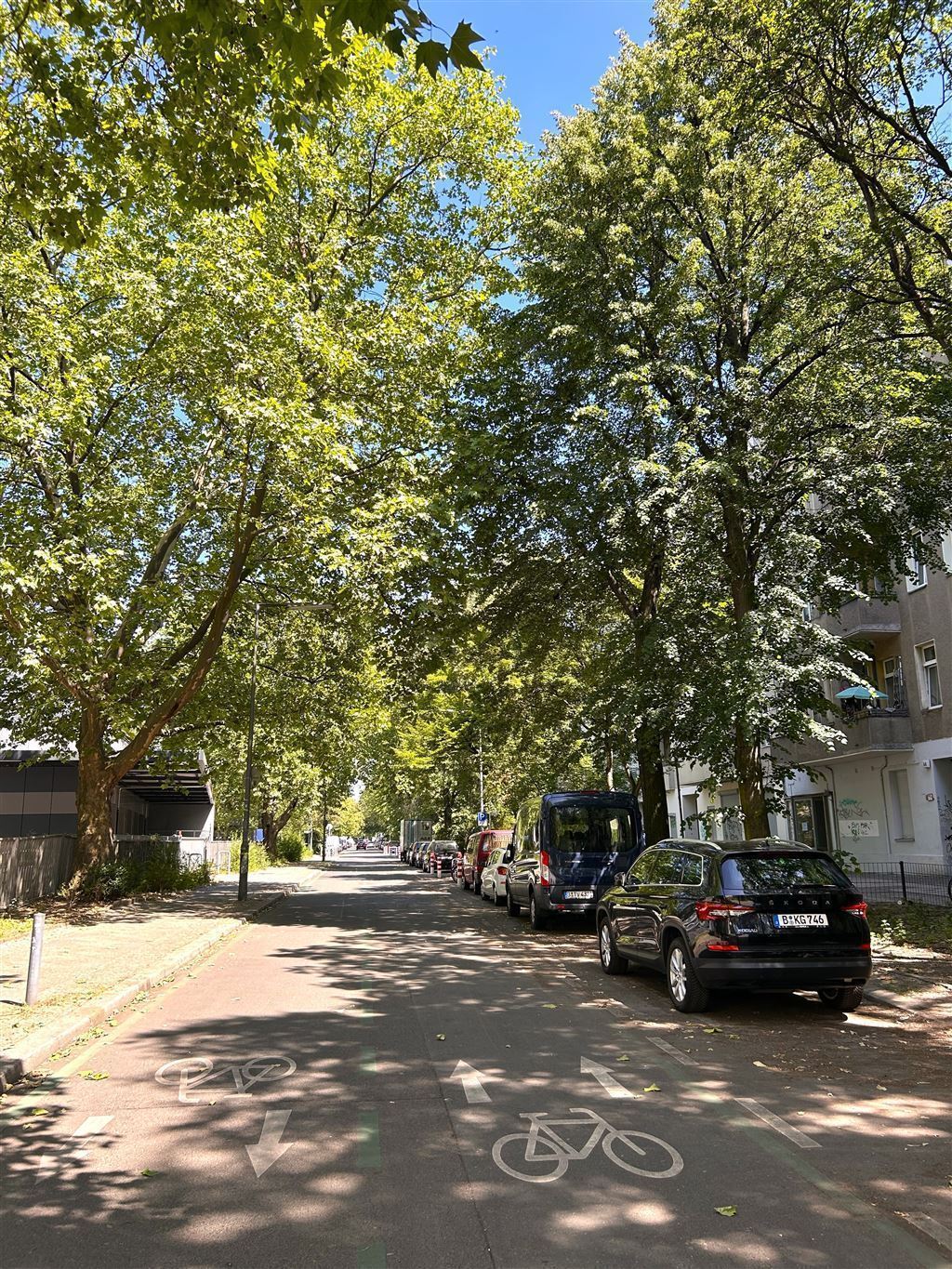 Ruhige Fahrradstraße vorm Haus