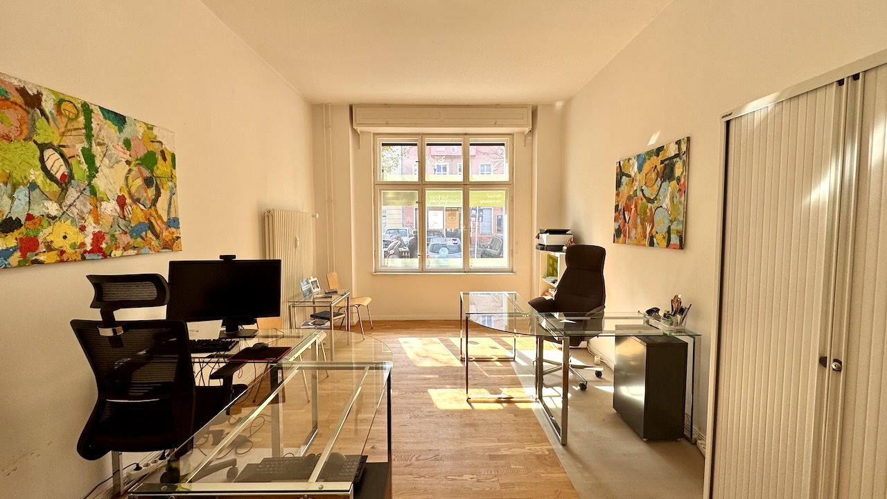 Büroraum_Fensterfront