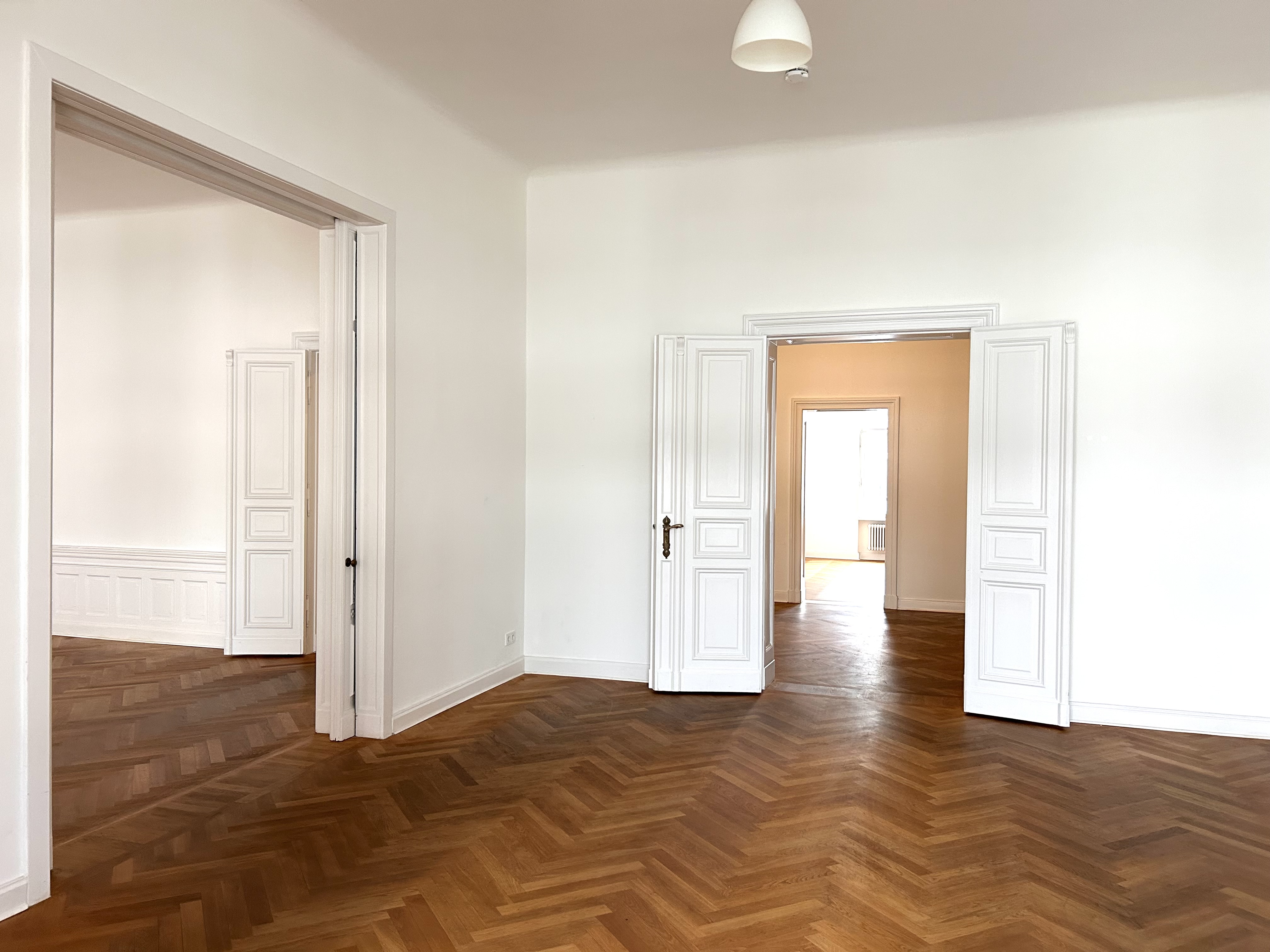 Zimmer 1 Blick Flur