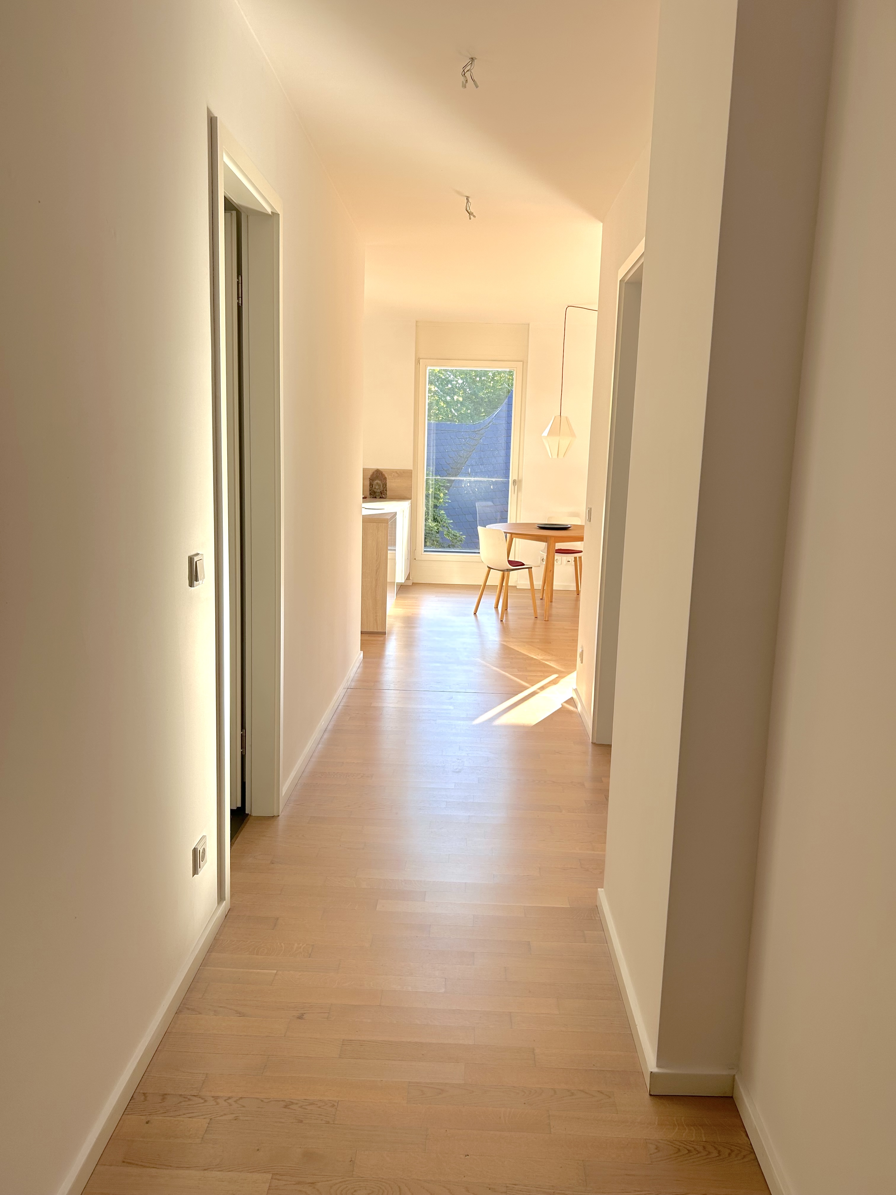 Flur Blick in den Wohnbereich